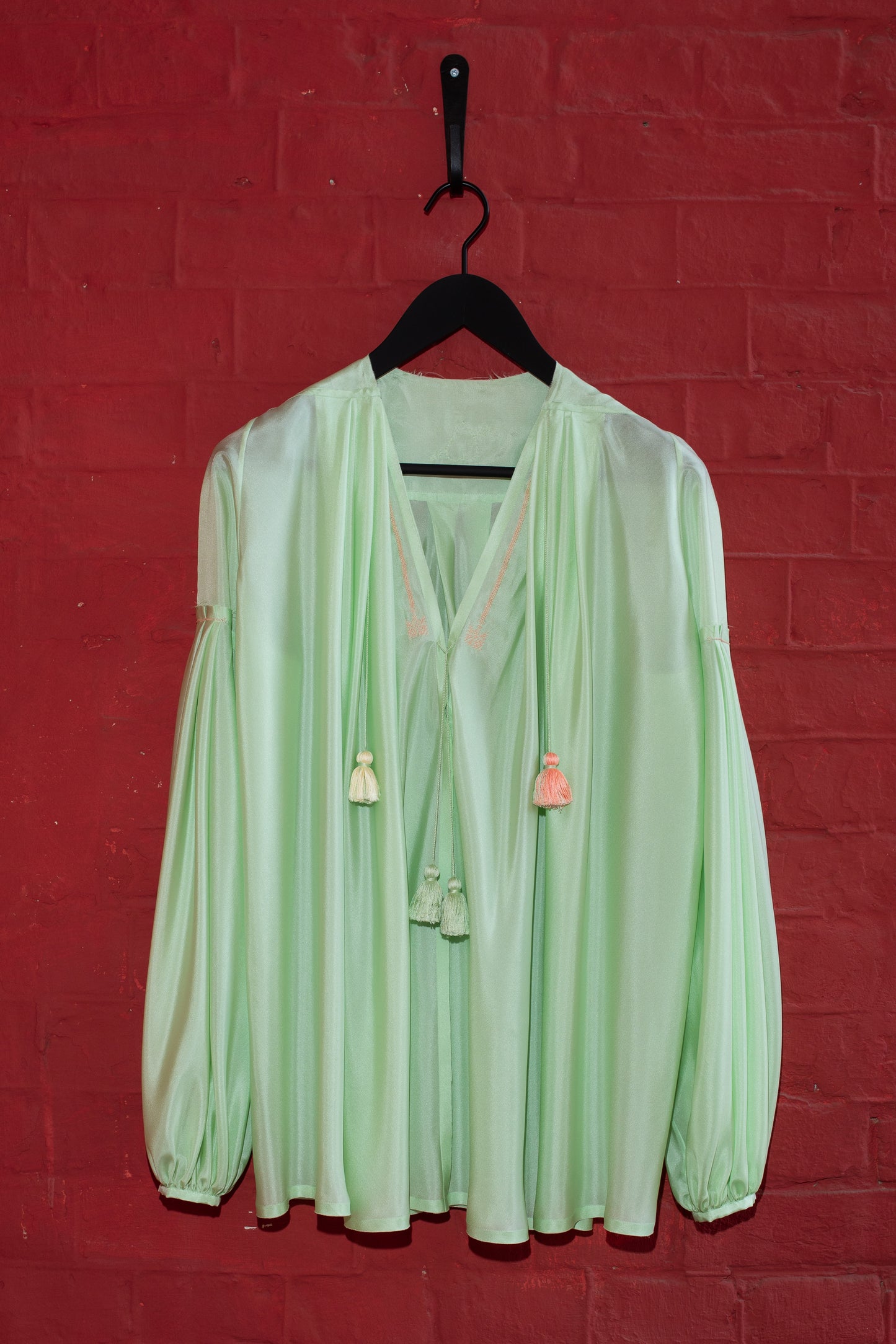 ЗЕЛЕНА СОРОЧКА "НІЧНА ВАРТА"