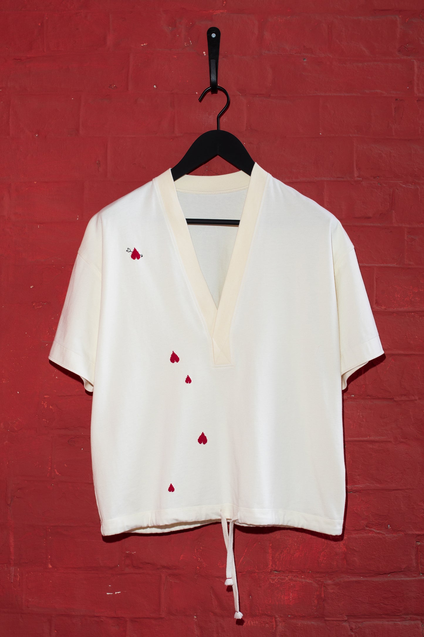 ФУТБОЛКА З СЕРЦЯМИ